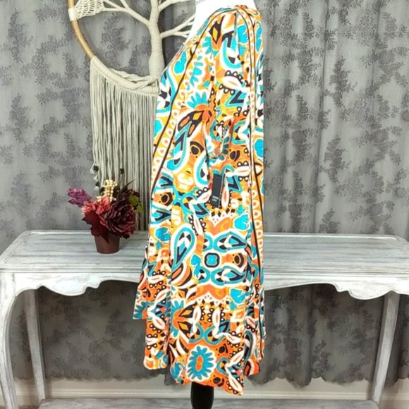 Crown and Ivy bright geometric elephant print dress - Picture 5 of 12